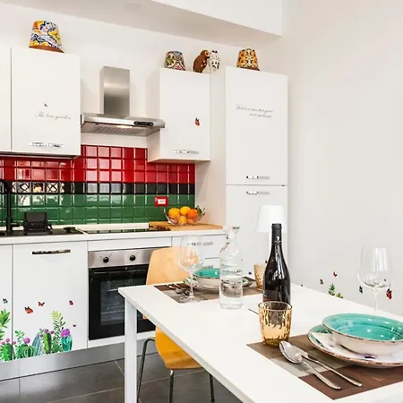 Apartman House *